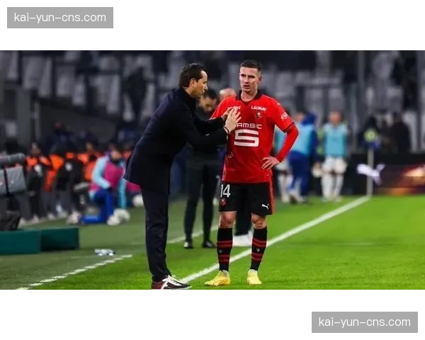 雷恩主帅斯特凡独家专访:谈年轻化建队策略与本赛季目标调整 雷恩主帅斯特凡独家专访:谈年轻化建队策略与本赛季目标调整